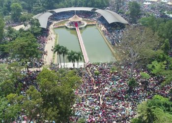 the Best 10 Places to Visit in Uganda